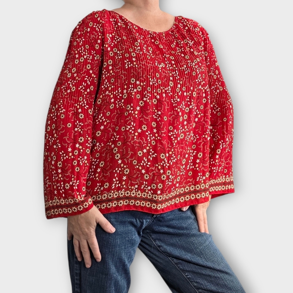 Max Studio Red & White Floral Blouse Size Small - Picture 2 of 5